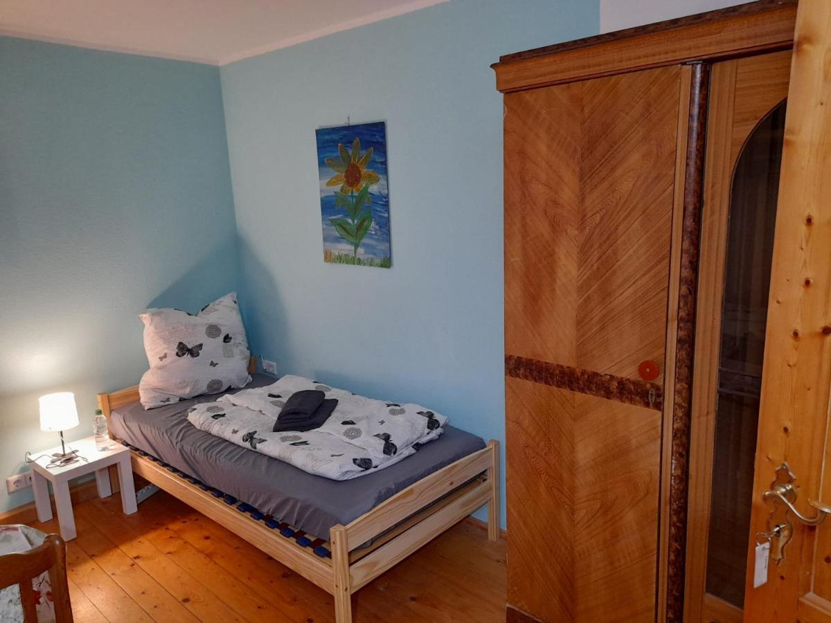Pension Schwalbenhof Gestut Bartos Lommatzsch エクステリア 写真